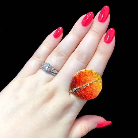 I'm falling hard for this fall leaf ring by Vendorafa! Enamel and diamonds in gold. 