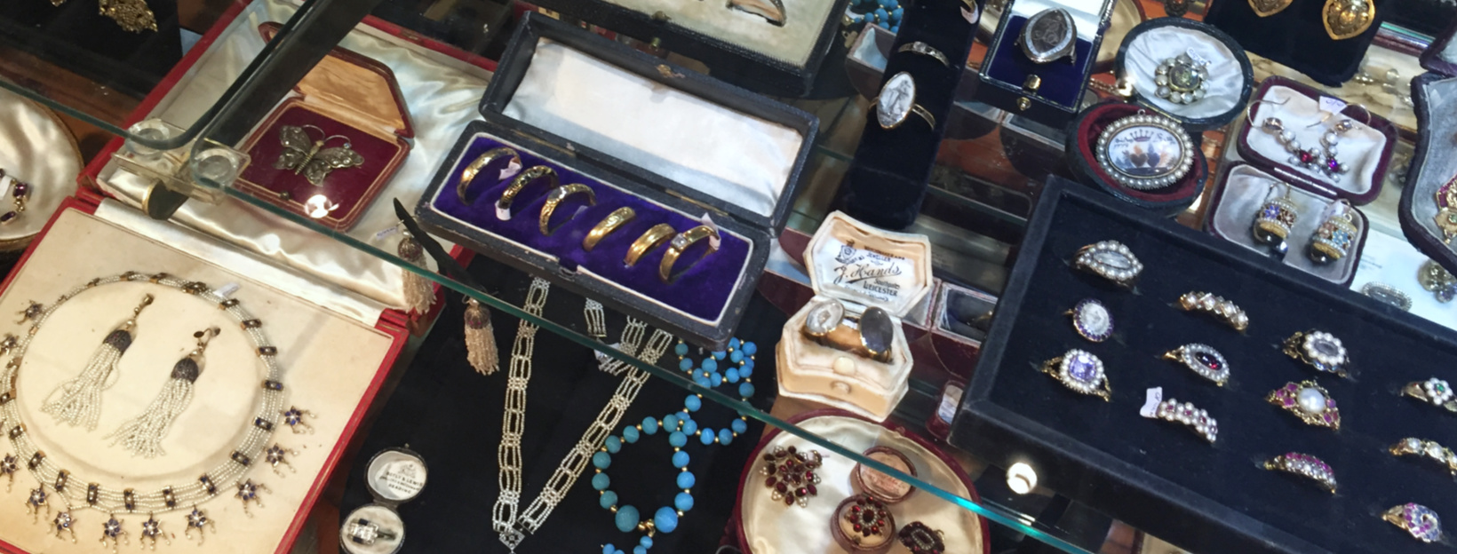 Antique Jewelry Shows what you need to know. Diamonds in the Library