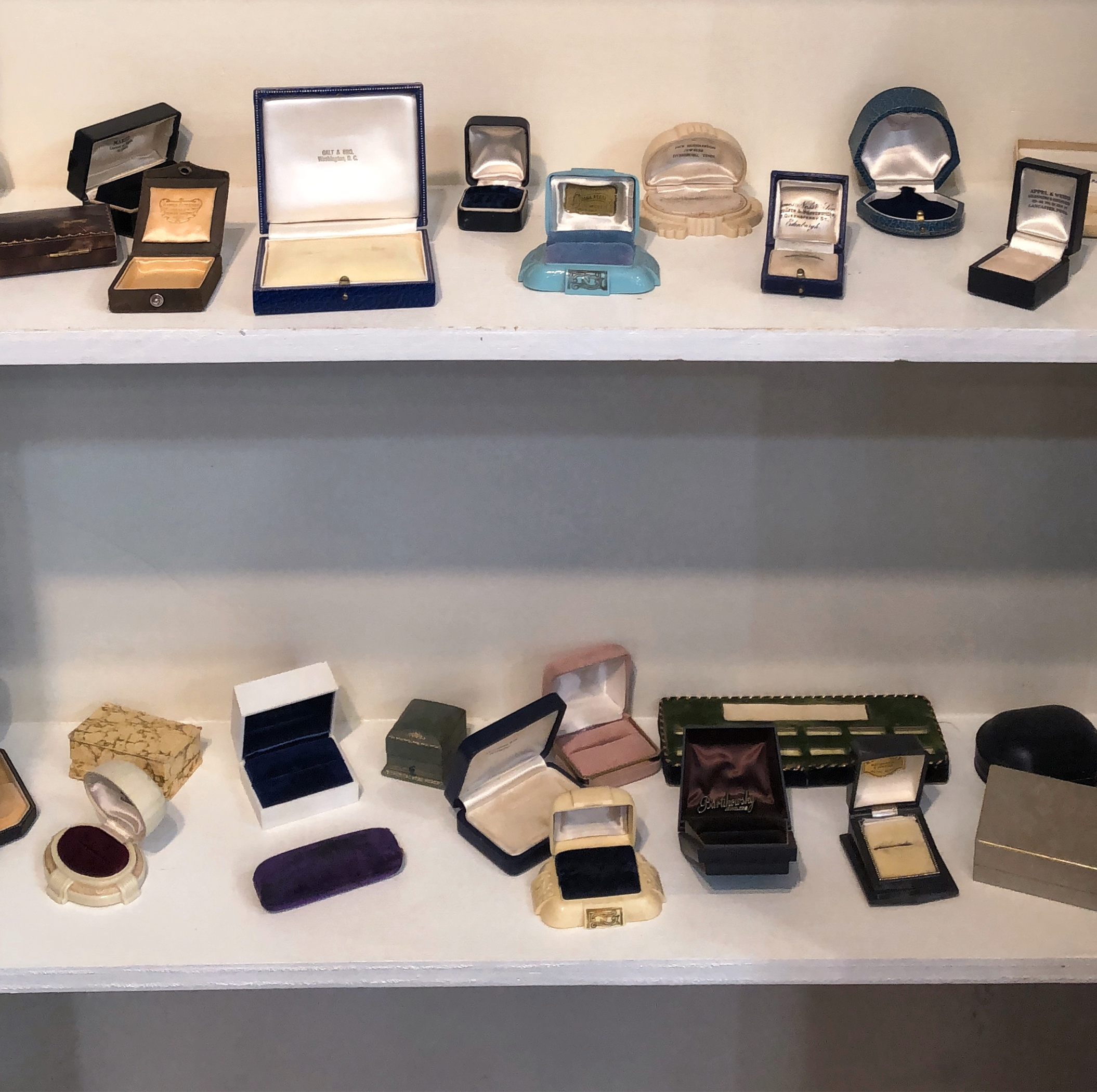 Store Profile: Wilson's Estate Jewelry. - Diamonds In The Library